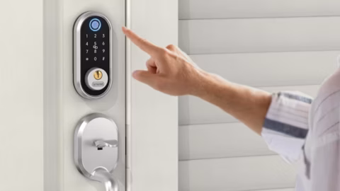This $260 Smart Front Door Lock System Is Just $62.39